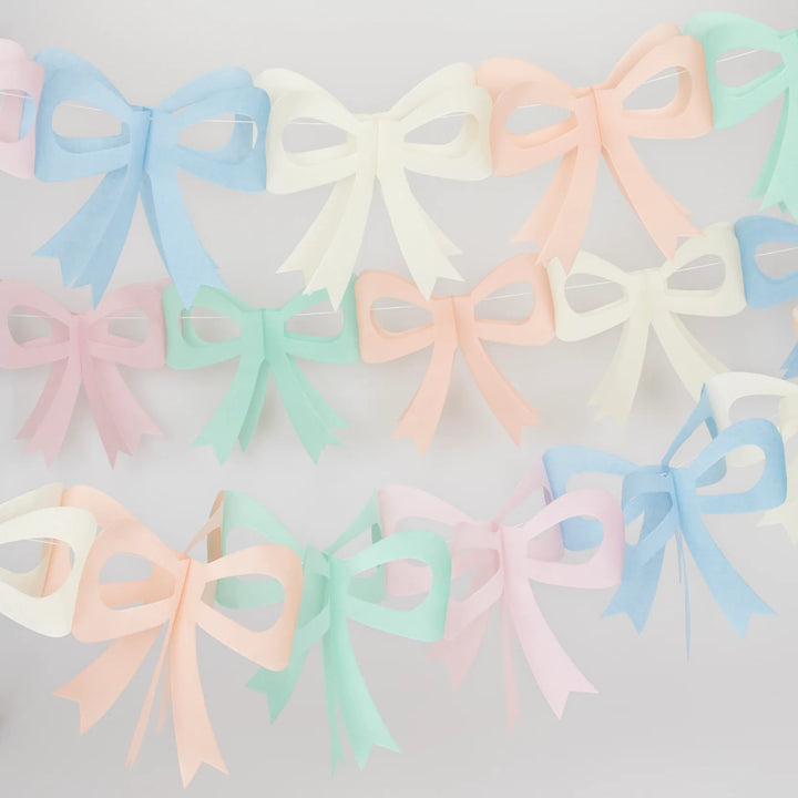 Tissue Bow <br> Garland