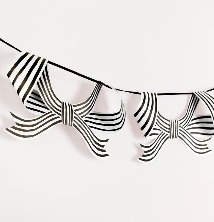 Chic Halloween Black and White Bow Garland – 3.7m Velvet Ribbon
