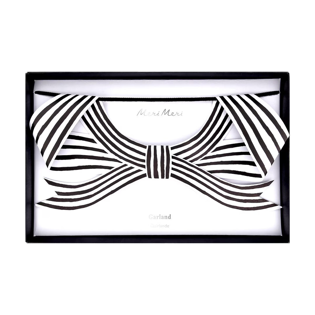 Chic Halloween Black and White Bow Garland – 3.7m Velvet Ribbon