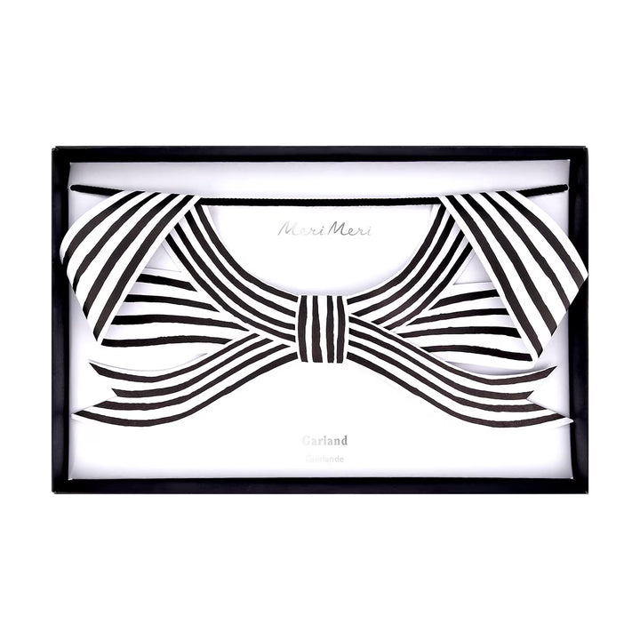 Chic Halloween Black and White Bow Garland – 3.7m Velvet Ribbon