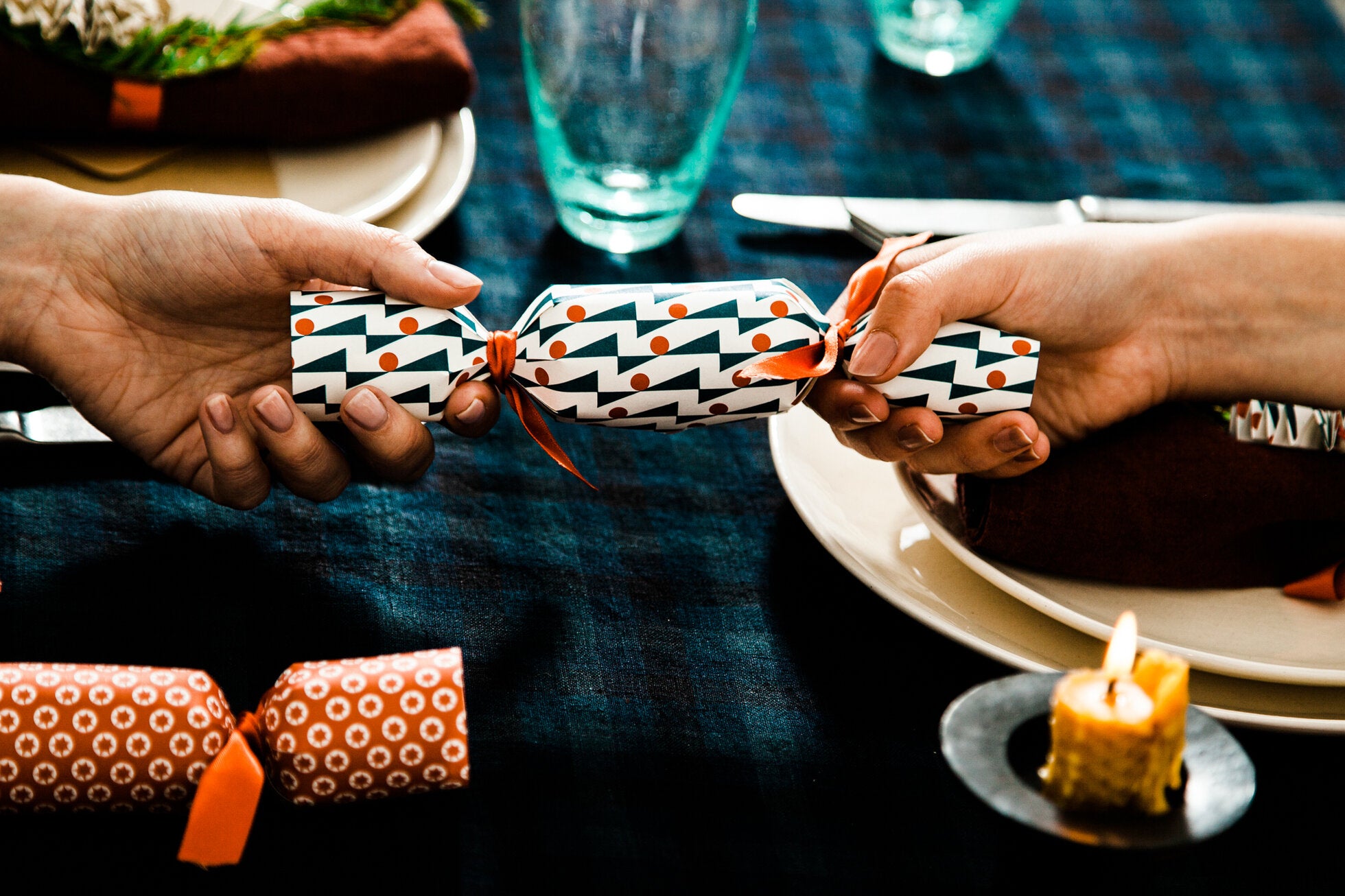 Make Your Own Festive Crackers Kit – Sweet Maries Party Shop