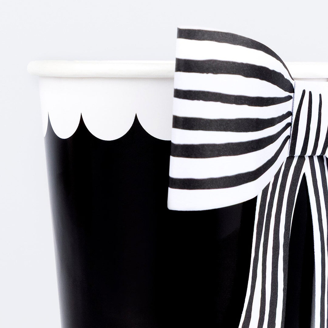 Chic Halloween Black Cups with 3D Striped Bows – Pack of 8