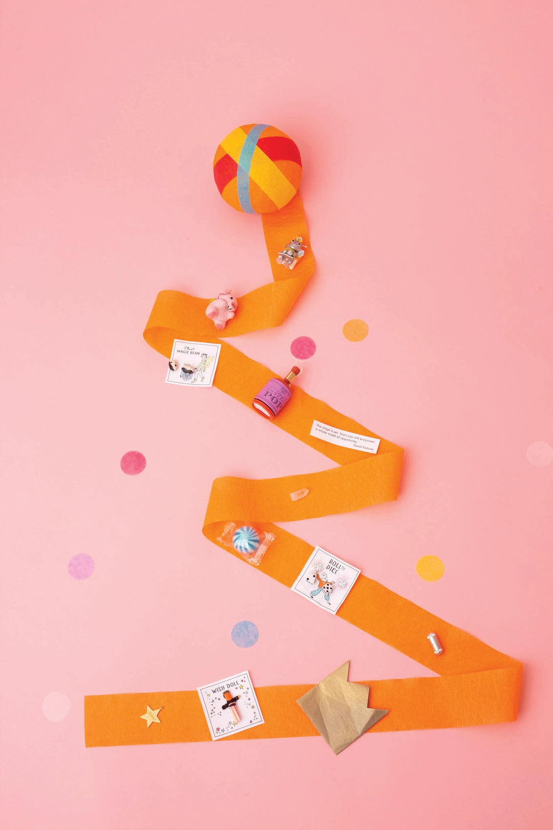 Surprise Ball with 5 Hidden Prizes Inside