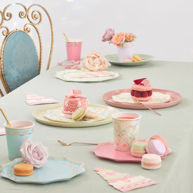 Ladurée Paris  <br> Macaron Napkins (16)